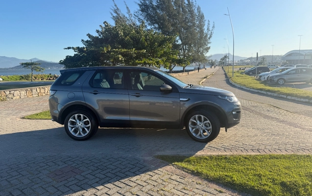 imagem-https://www.socarrao.com.br/sc-vehicle-images-prod/3849930/1789500669649-SU1HXzMzNTYgKDEpLkpQRw.JPG