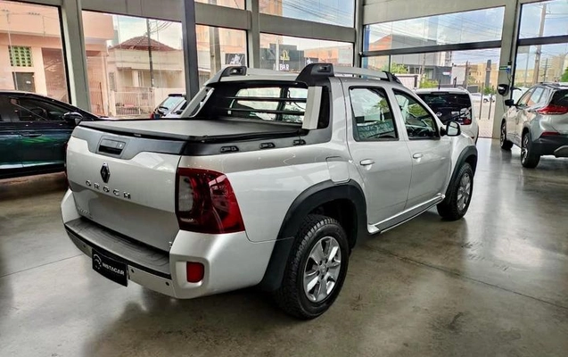 imagem-https://www.socarrao.com.br/sc-vehicle-images-prod/3849937/1791564839275-8469561_10_B_55eb06ef60.jpeg