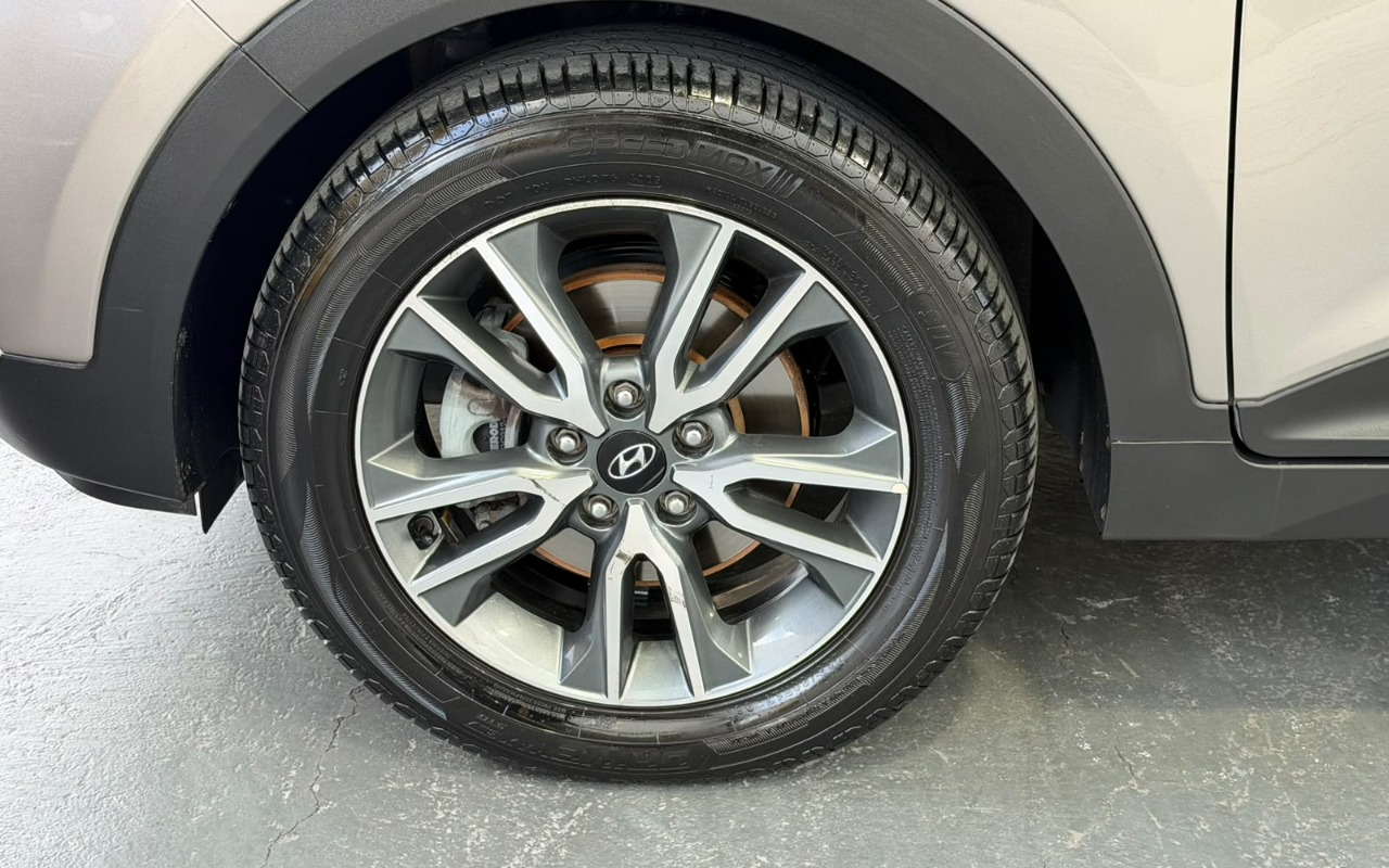 imagem-https://www.socarrao.com.br/sc-vehicle-images-prod/3850050/1789500860464-V2hhdHNBcHAgSW1hZ2UgMjAyNi0wOS0xNSBhdCAxNi4xMC4zNyAoMSkuanBlZw.jpeg