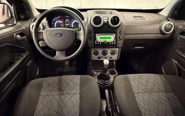 imagem-https://www.socarrao.com.br/sc-vehicle-images-prod/3850052/1789500971072-8255658_7_B_4a666a922c.jpeg