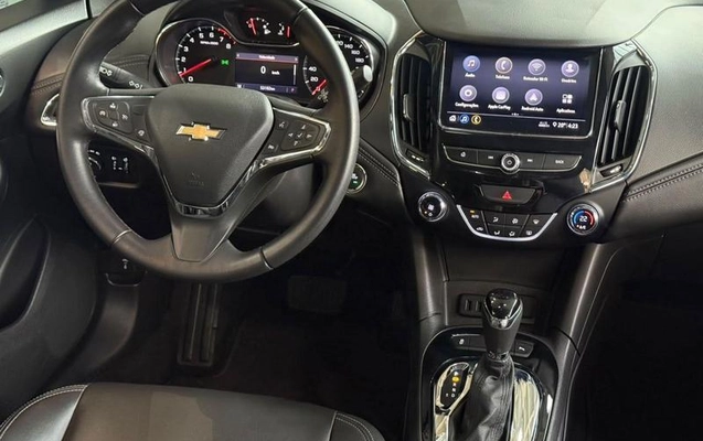 imagem-https://www.socarrao.com.br/sc-vehicle-images-prod/3850054/1789500987662-8459329_12_B_75cd5a85ba.jpeg
