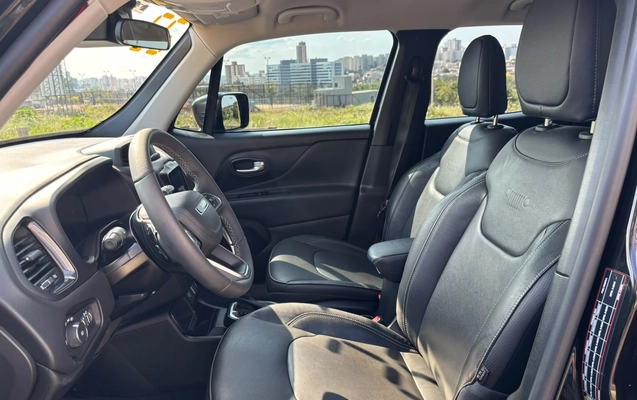 imagem-https://www.socarrao.com.br/sc-vehicle-images-prod/3850171/1789501208437-f8c8c79f3b454ab9860b24b2547f73e0_1789496949529.jpg