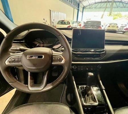 imagem-https://www.socarrao.com.br/sc-vehicle-images-prod/3850203/1789505289975-8479290_1_B_a9ed1bce0d.jpeg