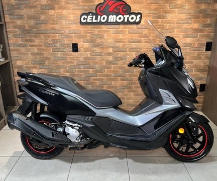 DAFRA CRUISYM 300 2024 Preto — foto 1 de 3
