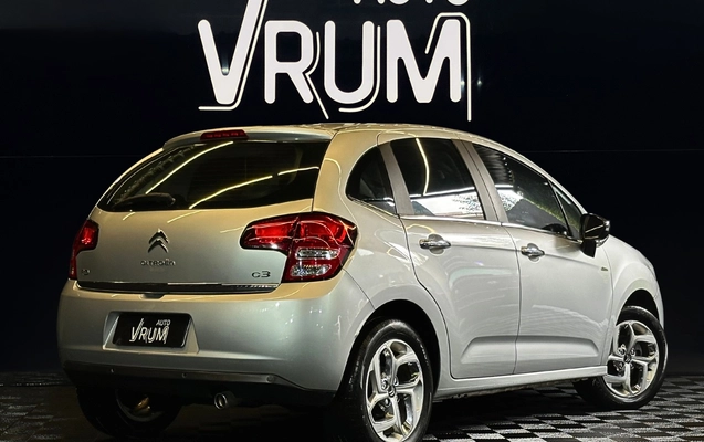 imagem-https://www.socarrao.com.br/sc-vehicle-images-prod/3850309/1789501373589-4_091643.jpg