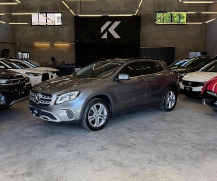 Mercedes-Benz GLA 200 2019 Cinza — foto 1 de 3