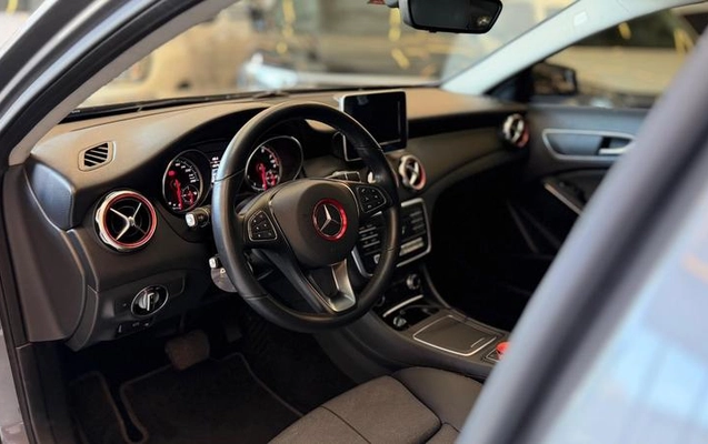 imagem-https://www.socarrao.com.br/sc-vehicle-images-prod/3850333/1789673722967-8479809_4_B_59d0f699bd.jpeg