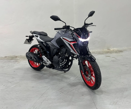 YAMAHA FZ25 250 FAZER CONNECTED 2026 Cinza — foto 1 de 3