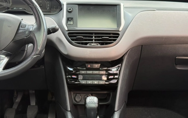 imagem-https://www.socarrao.com.br/sc-vehicle-images-prod/3850428/1789501693039-2_045203.jpg