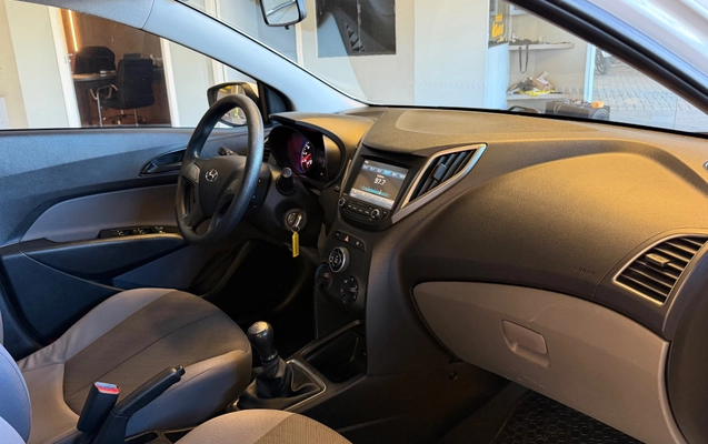 imagem-https://www.socarrao.com.br/sc-vehicle-images-prod/3850442/1789568656869-46f09f2e78e3429391a926d71e4f3013_1789498161506.jpg