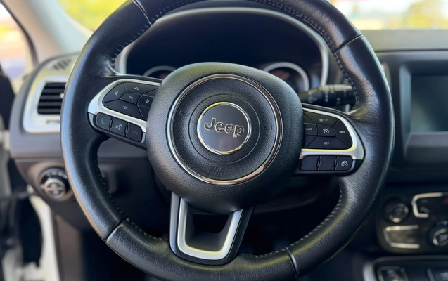 imagem-https://www.socarrao.com.br/sc-vehicle-images-prod/3850452/1789571755210-9ea51571-c2de-409c-add7-1e80e0e72cd2.jpg