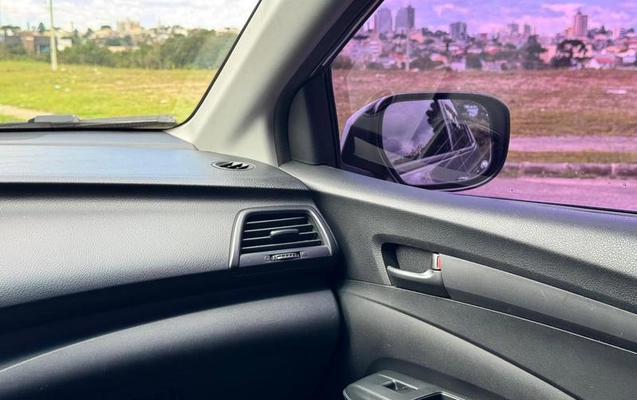 imagem-https://www.socarrao.com.br/sc-vehicle-images-prod/3850492/1789578409758-8475950_8_B_dd56230aab.jpeg