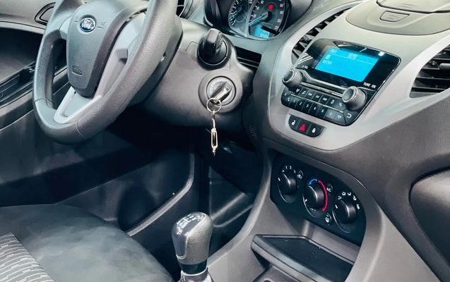 imagem-https://www.socarrao.com.br/sc-vehicle-images-prod/3850494/1789501880484-003_27845951c17ad839d59e0ff283f4e196.jpeg