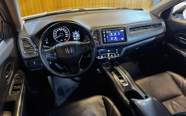 imagem-https://www.socarrao.com.br/sc-vehicle-images-prod/3850501/1789677205524-gb-b25fdf2.jpeg