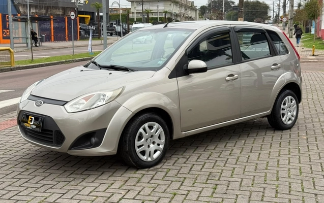 imagem-https://www.socarrao.com.br/sc-vehicle-images-prod/3850502/1789501984565-4_052642.jpg