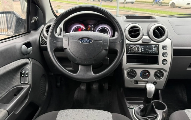 imagem-https://www.socarrao.com.br/sc-vehicle-images-prod/3850502/1789501984569-7_052642.jpg
