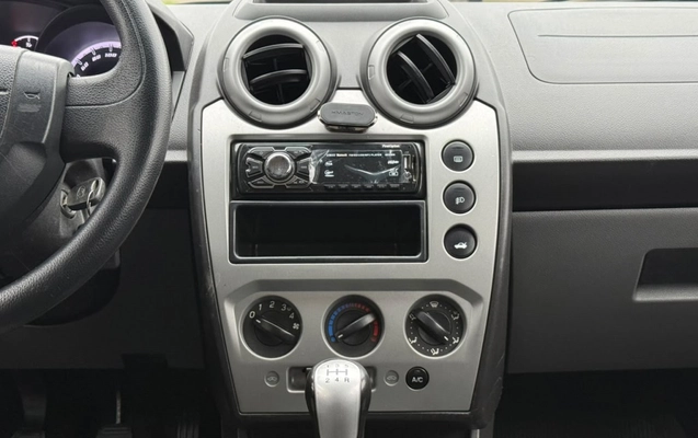 imagem-https://www.socarrao.com.br/sc-vehicle-images-prod/3850502/1789501984574-13_052642.jpg