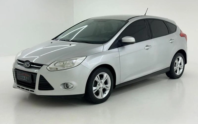 imagem-https://www.socarrao.com.br/sc-vehicle-images-prod/3850712/1789596008890-8454599_1_B_7b3f16d831.jpeg