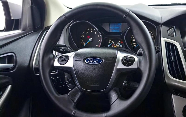 imagem-https://www.socarrao.com.br/sc-vehicle-images-prod/3850712/1789596008893-8454599_13_B_afacefdf6f.jpeg