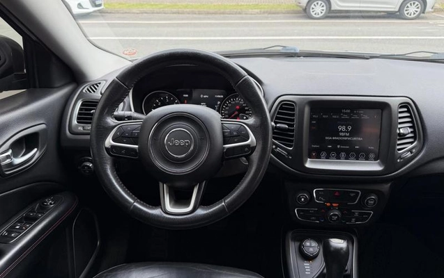 imagem-https://www.socarrao.com.br/sc-vehicle-images-prod/3850838/1789502494611-8443809_15_B_4cd94637f5.jpeg
