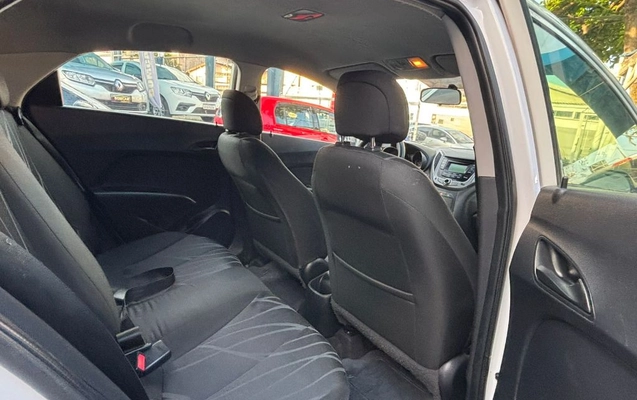 imagem-https://www.socarrao.com.br/sc-vehicle-images-prod/3850851/1789502552327-gb-d1aa4ea.jpeg