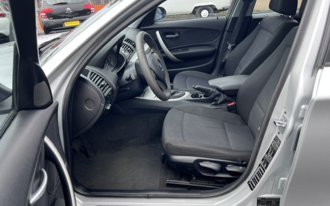 imagem-https://www.socarrao.com.br/sc-vehicle-images-prod/3850859/1790174630644-OTg4ZTNmNjMtOWU5Yy00OWIwLWJlMDQtMzFiMmUxY2MyMzA4LmpwZw.jpg