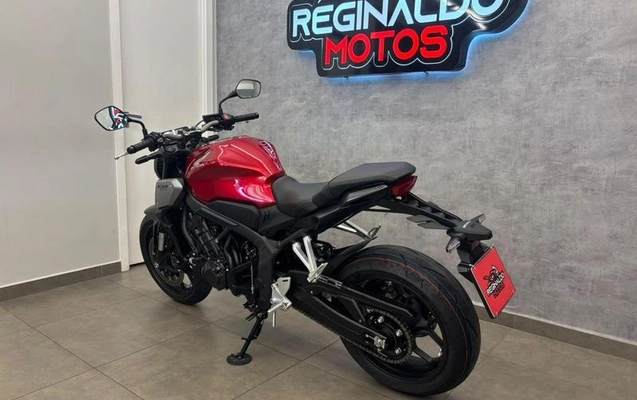 imagem-https://www.socarrao.com.br/sc-vehicle-images-prod/3850916/1789505428315-8464365_2_B_faf2abdc87.jpeg