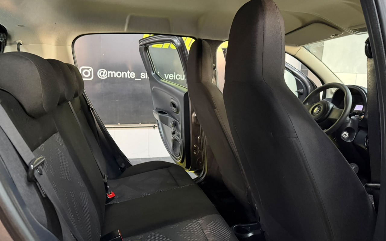 imagem-https://www.socarrao.com.br/sc-vehicle-images-prod/3850917/1789502832406-V2hhdHNBcHAgSW1hZ2UgMjAyNi0wOS0xNSBhdCAxNi4yNC4xMyAoMSkuanBlZw.jpeg