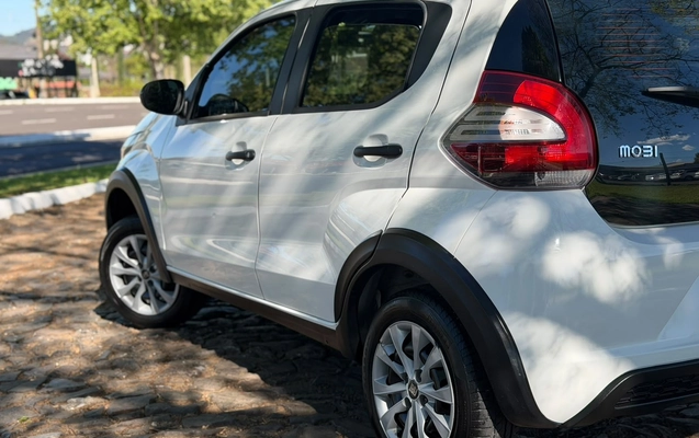 imagem-https://www.socarrao.com.br/sc-vehicle-images-prod/3850972/1789502984559-8ef79f8f-d09f-474b-b8c4-d9e35ffc5ff2.jpg