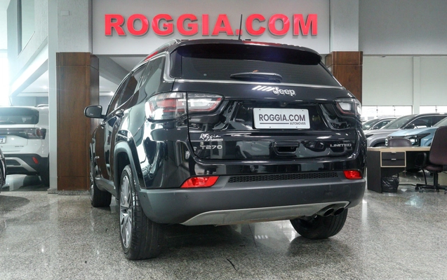 imagem-https://www.socarrao.com.br/sc-vehicle-images-prod/3851241/1789503594028-fe41fef0-5bcc-4619-9a4a-9cc664ddc77b.jpg
