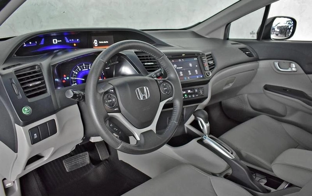 imagem-https://www.socarrao.com.br/sc-vehicle-images-prod/3851317/1789517319525-8454121_2_B_c2ffa9fed6.jpeg