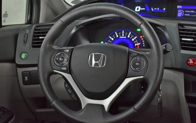 imagem-https://www.socarrao.com.br/sc-vehicle-images-prod/3851317/1789517319528-8454121_9_B_8d0d1e2e5e.jpeg