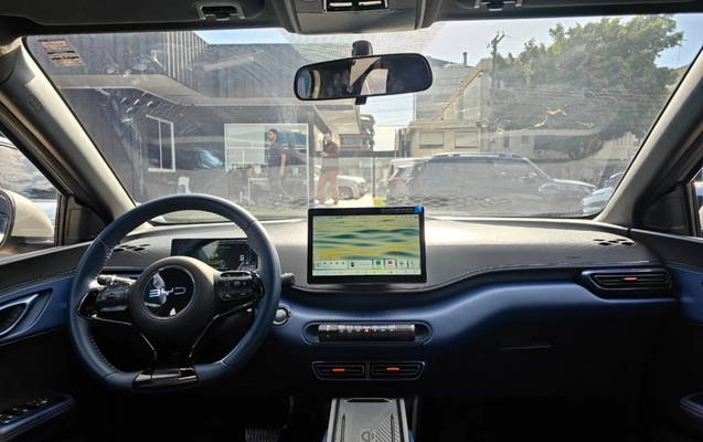 imagem-https://www.socarrao.com.br/sc-vehicle-images-prod/3851329/1792499631341-o6T1XCeuBFQUnpcSFov56LFIIOy0TDrY.jpg