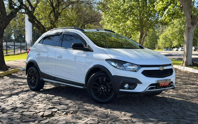 imagem-https://www.socarrao.com.br/sc-vehicle-images-prod/3851335/1789503844073-62cd6206-8c83-4128-8e6c-b2e8d6e275ca.jpg