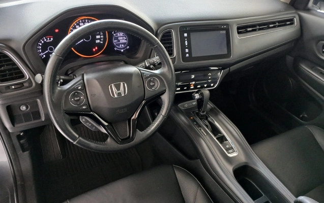 imagem-https://www.socarrao.com.br/sc-vehicle-images-prod/3851628/1789504303178-003_f03f4f795bf2b12c99465f4c30c4a2c3.jpeg