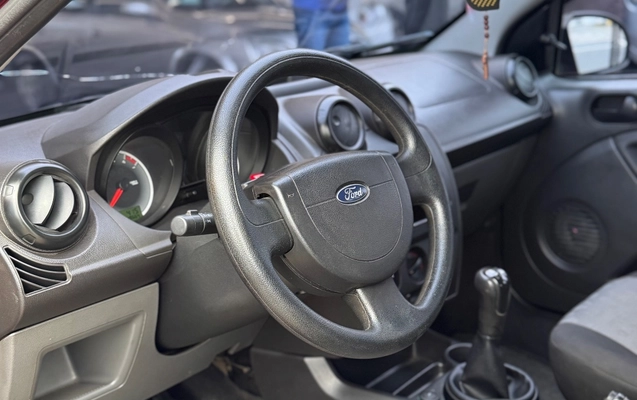 imagem-https://www.socarrao.com.br/sc-vehicle-images-prod/3851728/1789504423087-621cbe4a39814f0b9de0816fe35d2c9d_1789472308336.jpg