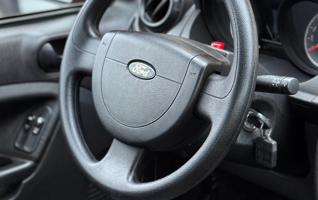 imagem-https://www.socarrao.com.br/sc-vehicle-images-prod/3851728/1789504423090-6c3866f21da7489586d70d40721c5686_1789472308343.jpg