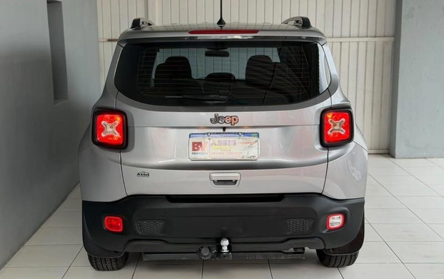imagem-https://www.socarrao.com.br/sc-vehicle-images-prod/3851910/1789504544607-8480272_10_B_bf5bc0e690.jpeg