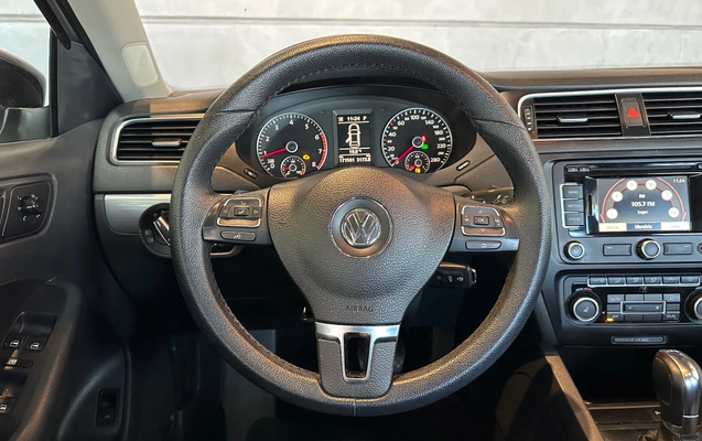 imagem-https://www.socarrao.com.br/sc-vehicle-images-prod/3851939/1789504596139-512c6094330e41e29a06bc11e305a825_1789493167236.jpg