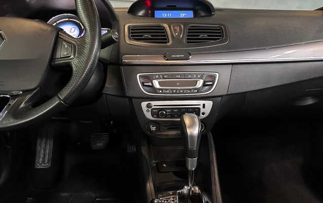 imagem-https://www.socarrao.com.br/sc-vehicle-images-prod/3852082/1789560055154-cab7535d4f444a6aaec4ca82c602b44b_1789411328354.jpg