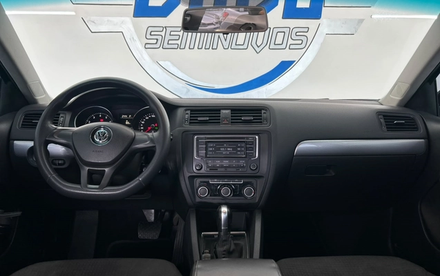 imagem-https://www.socarrao.com.br/sc-vehicle-images-prod/3852177/1789504983049-10_054225.jpg
