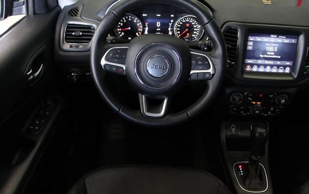 imagem-https://www.socarrao.com.br/sc-vehicle-images-prod/3852230/1789575476381-8478507_10_B_c9112c6071.jpeg