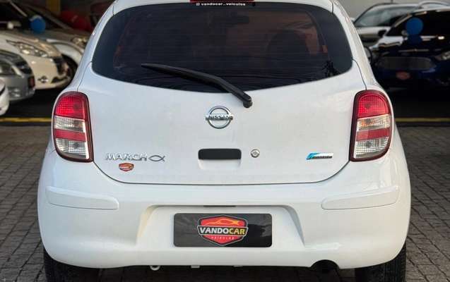 imagem-https://www.socarrao.com.br/sc-vehicle-images-prod/3852287/1789505189772-6e6ac0c6ff6148b2a2b004bb6bade153_1789490841836.jpg