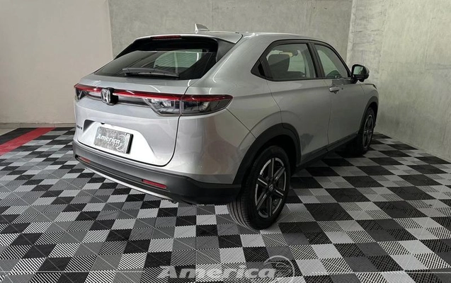 imagem-https://www.socarrao.com.br/sc-vehicle-images-prod/3852521/1789590000445-8479779_7_B_218a9e6f08.jpeg