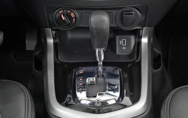 imagem-https://www.socarrao.com.br/sc-vehicle-images-prod/3852597/1789652900924-8344098_10_B_3756e1b4e4.jpeg