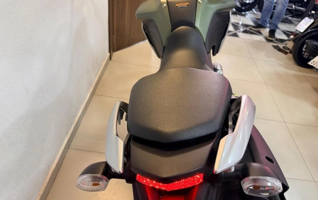 imagem-https://www.socarrao.com.br/sc-vehicle-images-prod/3852619/1791989776895-8480385_4_B_6456ed9c54.jpeg