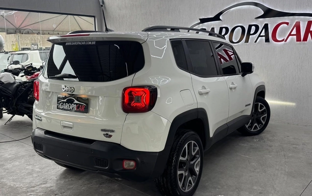 imagem-https://www.socarrao.com.br/sc-vehicle-images-prod/3852620/1789505581620-4650505cbe3c4e20867f3c61f0bce915_1789505521621.jpg