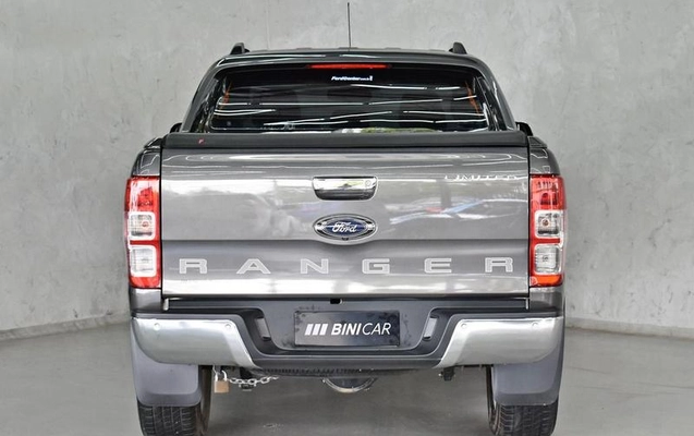 imagem-https://www.socarrao.com.br/sc-vehicle-images-prod/3852648/1789565676270-8443820_2_B_7cd96f8269.jpeg