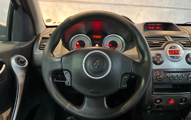 imagem-https://www.socarrao.com.br/sc-vehicle-images-prod/3852868/1789506375624-fc793db2c90848e8ba807c70c2e1f634_1789505992170.jpg