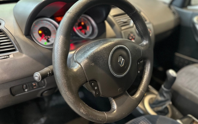 imagem-https://www.socarrao.com.br/sc-vehicle-images-prod/3852868/1789506375626-334a9a4d57ae49f8b652526857a14d57_1789505992183.jpg